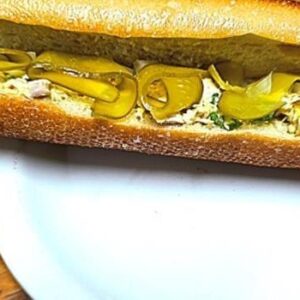 כריך סלט עוף - חדש - מומלץ