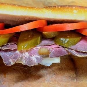 כריך פרוסות רוסטביף סינטה מהמטבח שלנו
